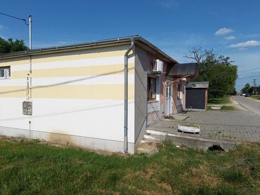 Volt kereskedelmi ingatlan ….. Kérem, olvassa tovább hirdetésemet – egy jó lehetőség és ötlet – ne hagyja ki!